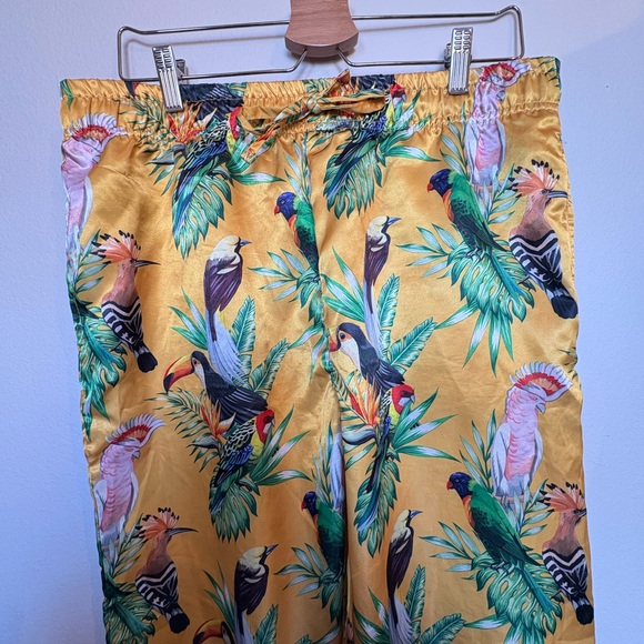 Silkie birds in paradise pants - Picture 5 of 8